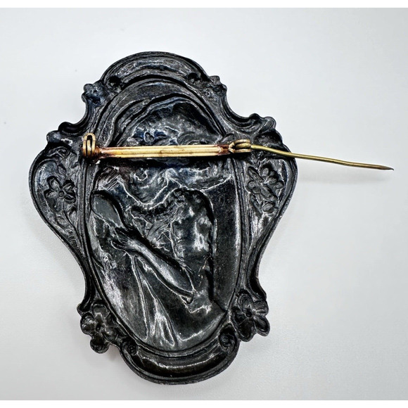 Vintage Victorian Style Bronze Gilt Young Girl Art Nouveau Brooch, 2.75" tall - Picture 5 of 7